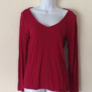 Berry colored long sleeved tee.